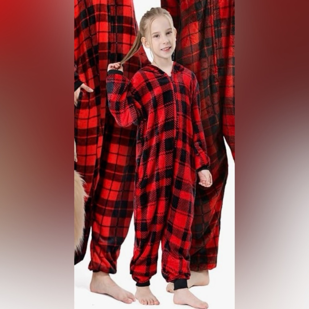 162 Kids Hooded One Piece Buffalo Plaid Fleece Pajama with Pockets - Size:‎ 5-6Y
